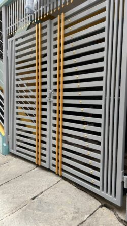 door painting